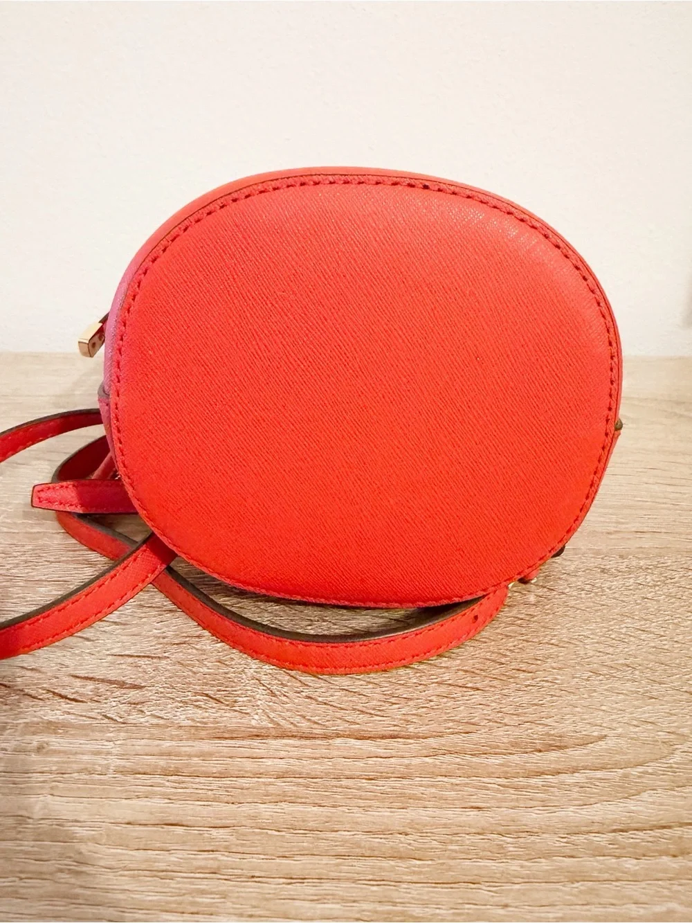 Tory Burch excellent gently